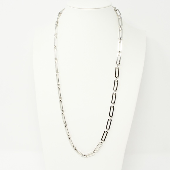 Monet Jewelry - Monet Silver tone necklace